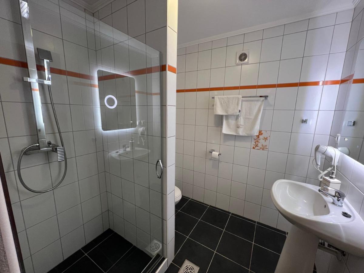 Kuria Vendeghaz Hotel Poroszlo Ngoại thất bức ảnh