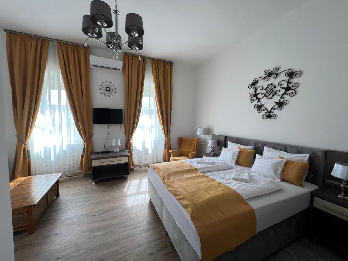 Kuria Vendeghaz Hotel Poroszlo Ngoại thất bức ảnh