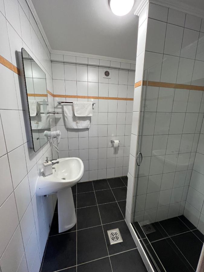 Kuria Vendeghaz Hotel Poroszlo Ngoại thất bức ảnh